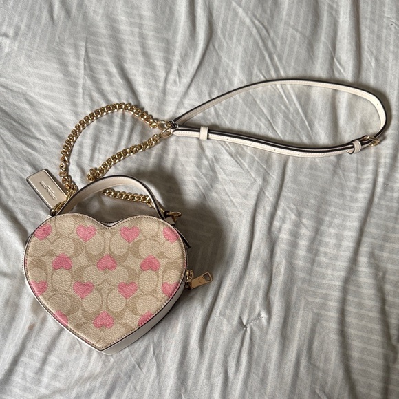 Coach Pink Heart Crossbody Bag & Wallet - Picture 2 of 5